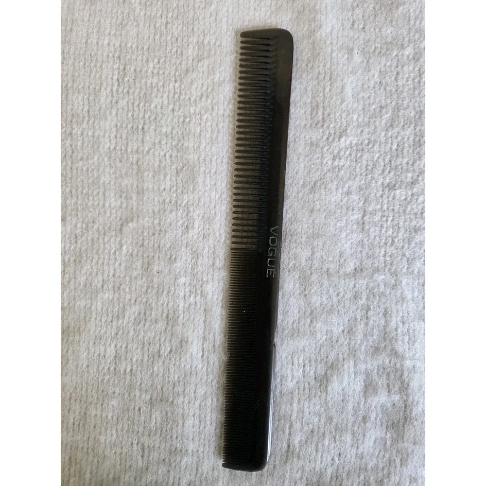 Vintage VOGUE Hard Rubber Combs – Lot of‎ 6 – Barber / Salon – MCM Colors
